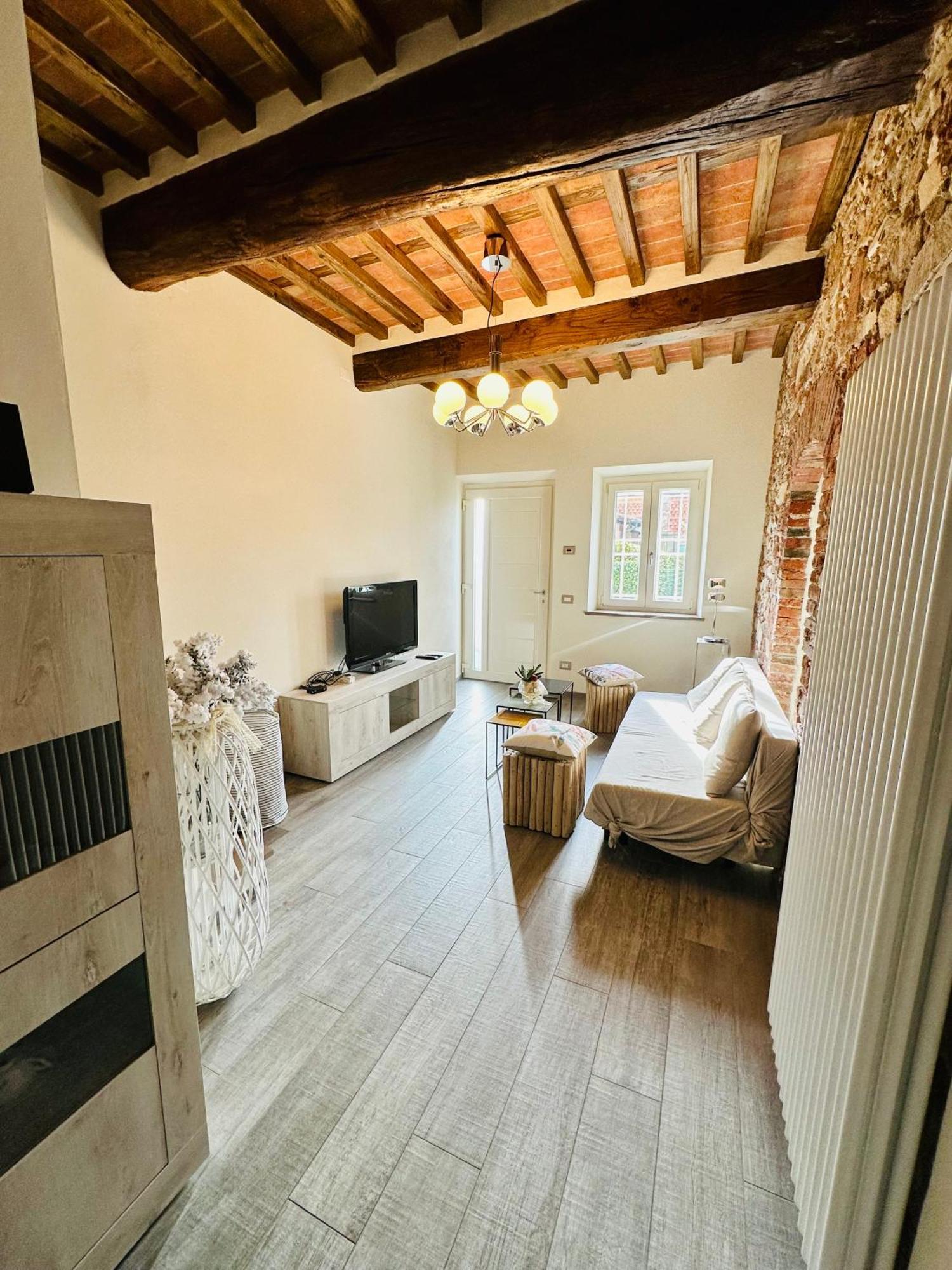 Locazione Turistica Rania Hotel Lucca Buitenkant foto